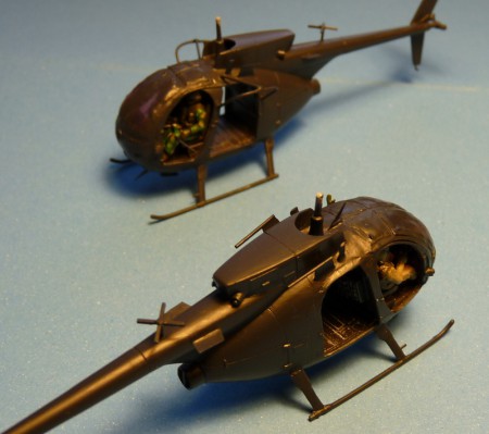 Antény na AH-6j z plastových profilov