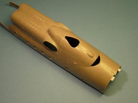 Napriek tomu - kvôli rôznej hrúbke dielov- vznikli schody 